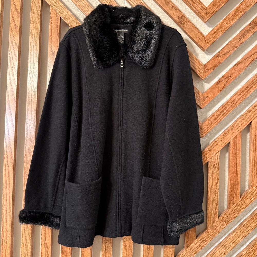 Mob Wife Alexandra Bartlett 3X Black Wool Faux Fur Trim Zip Jacket